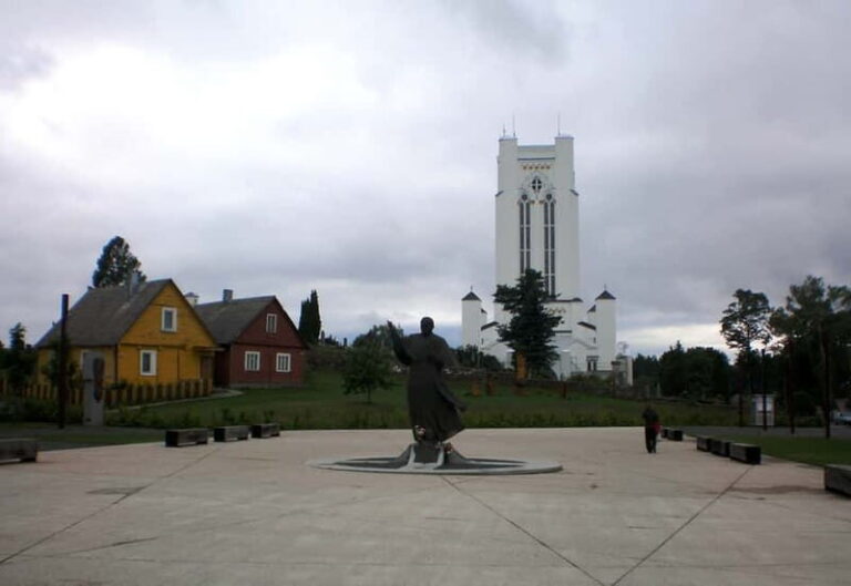1-Day Pilgrim Tour from Vilnius - FAQ