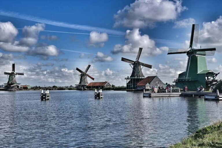 10-Hour Day Tour to Zaanse Schans and Giethoorn - Practical Tips for the Trip