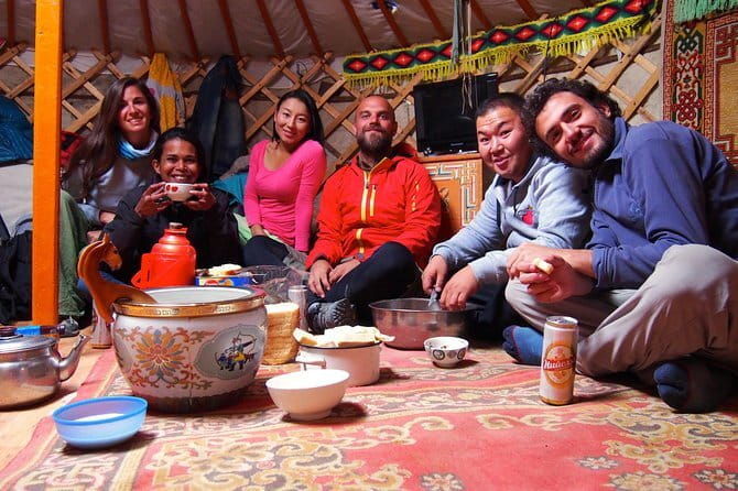 15 days Combination of Gobi and Central Mongolia - An Honest Look at the 15-Day Gobi and Central Mongolia Tour