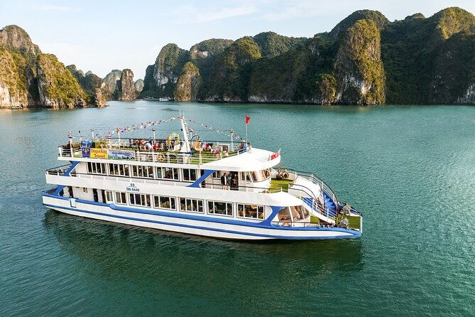 1 Day Halong Bay-Kayaking, Swimming, Cave, Bus, Lunch, Ticket - Key Points