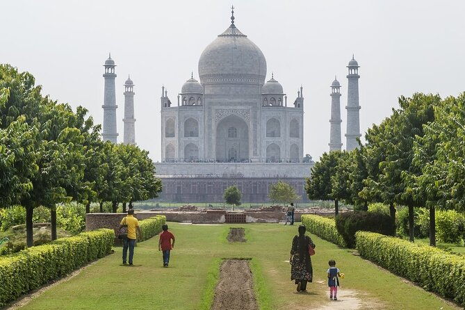 2 Days Overnight Agra Tour With Taj Mahal & Agra Fort From Delhi - Why This Tour Offers Great Value