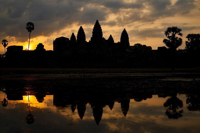 Angkor Wat Sunrise with Bayon & Ta Phrom - The Experience in Detail