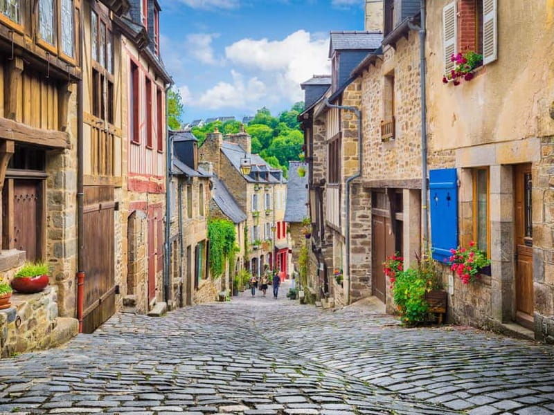 Dinan: Outdoor escape game, The symbols of the apocalypse