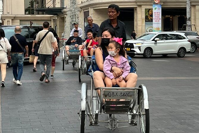 Discover Market By Cyclo Without Tour Guide By DGT - A Practical Look at the Market Cyclo Tour