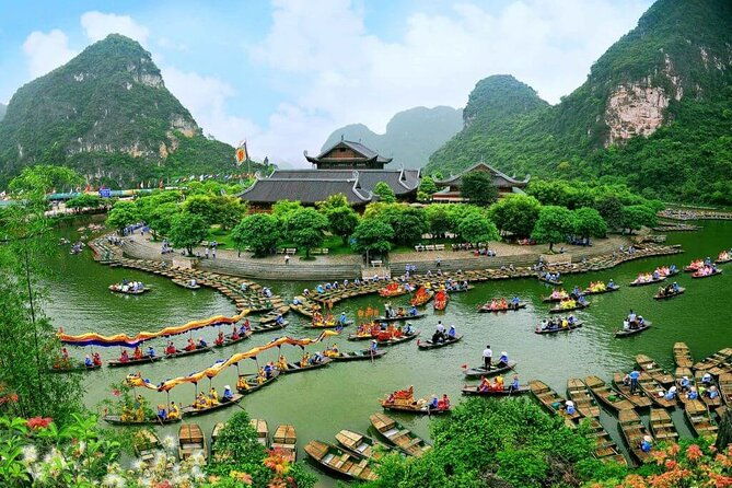 Discover Ninh Binh 1 Day (Bai Dinh - Trang An - Mua Cave) - Bai Dinh Pagoda: The Largest Spiritual Complex in Vietnam
