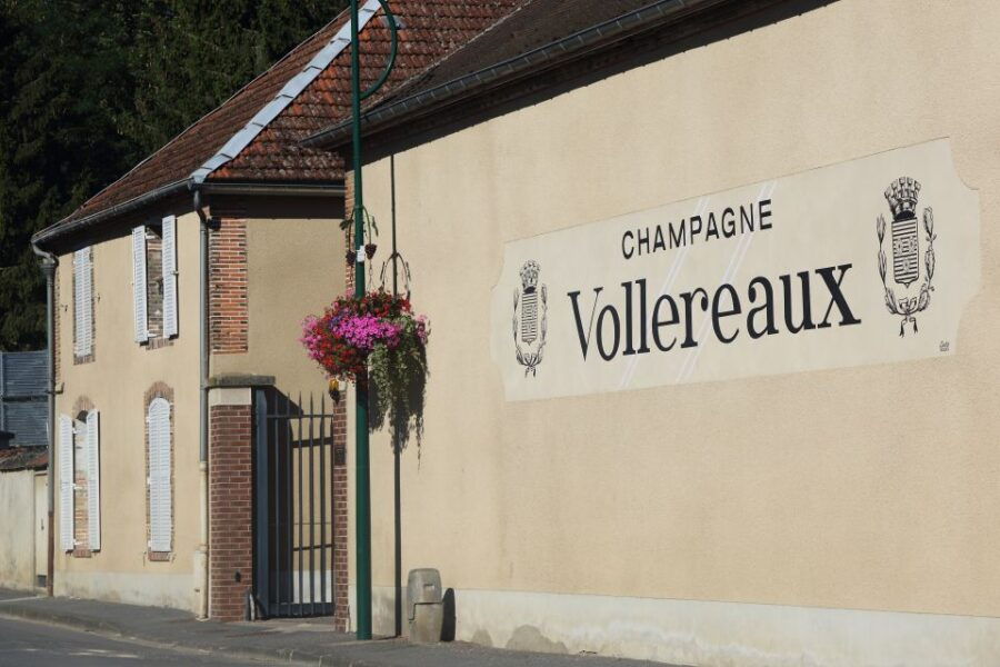 Epernay: Guided Tour of Champagne Cellar with Tastings - A Closer Look at the Tour Experience