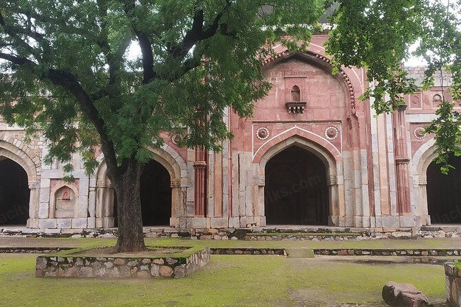 Facets of Archaeology and Mehrauli, Mehrauli Archaeological Park - Who Will Love This Tour?
