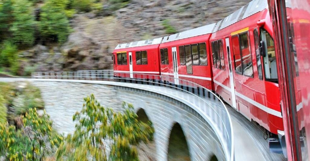 From Como: St. Moritz and Tirano Trip with Bernina Express