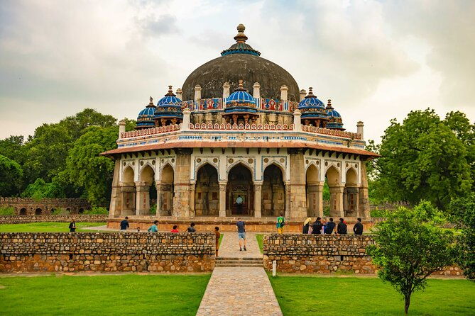 From Delhi: New and Old Delhi Private Sightseeing Tour - Key Points