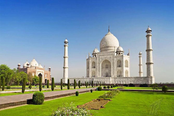 From Delhi - Taj Mahal Agra Tour by Gatimaan Express well-planned - What Makes This Tour Stand Out?