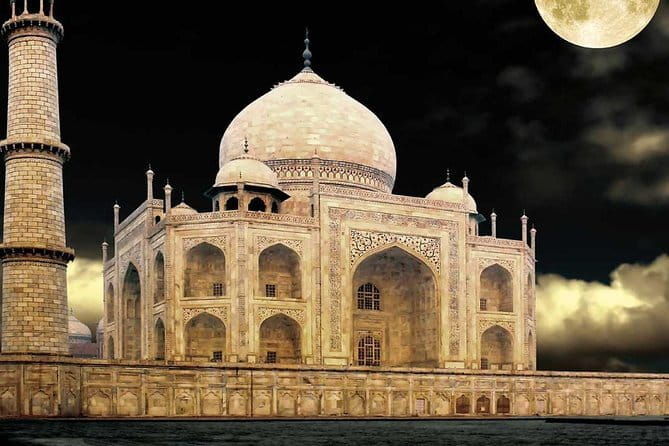 Golden Triangle With Ganges River - A Deep Dive into the Itinerary