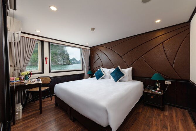 Halong Bay 2-Day Deluxe Cruise Tour including Kayaking and Cooking Demonstration - An In-Depth Look at the Tour Experience