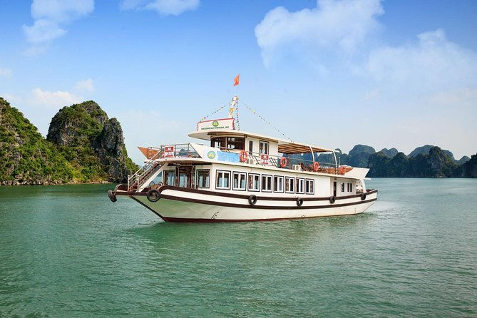 Halong Bay Cruise Luxury Full Day Tours - First Impressions: Arriving at Halong Harbor