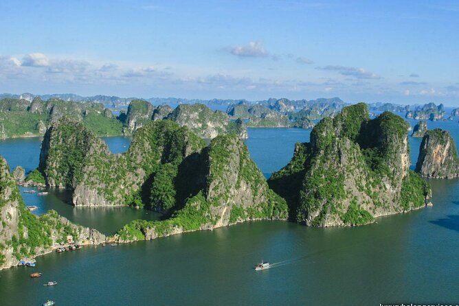 Halong Bay Cruise One Day Tour - An In-Depth Look at the Halong Bay One Day Tour