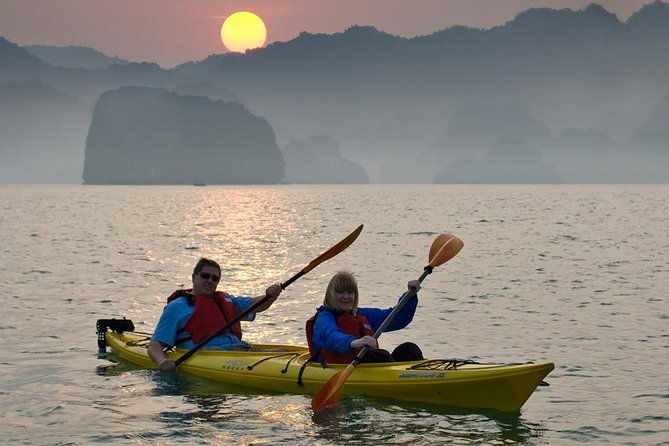 Halong bay luxury cruise 2D/1N: Titop island, Surprise cave, Kayaking, Swimming - Who Is This Tour Perfect For?