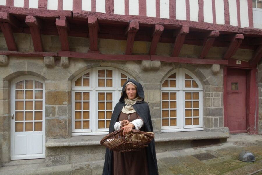 Enjoy the 15th century in Dinan
