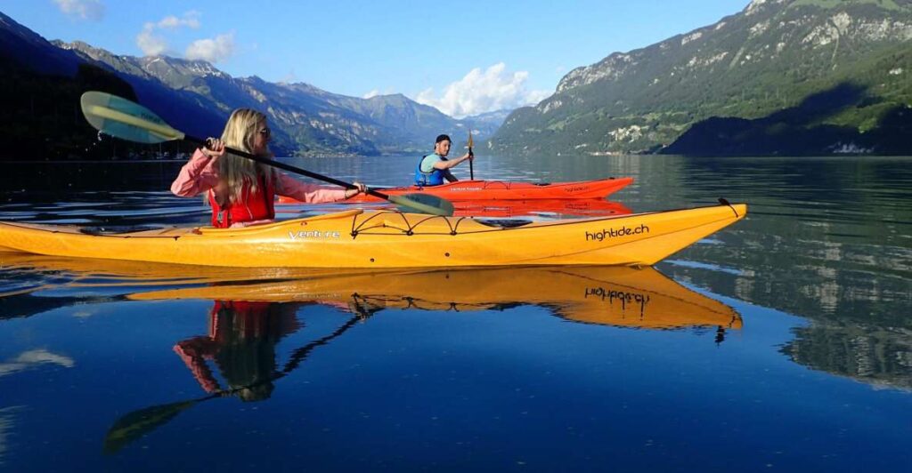 Interlaken: Kayak Tour of the Turquoise Lake Brienz