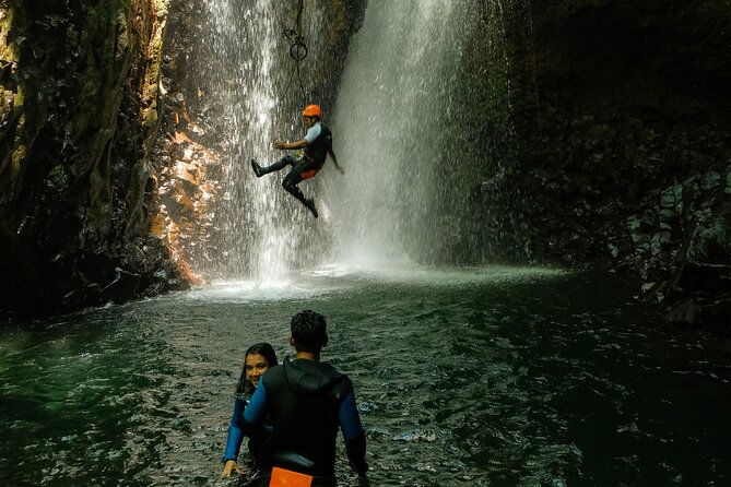 Intermediate canyoning tour in Bali " Maboya Canyon " - An In-Depth Look at the Maboya Canyon Canyoning Tour