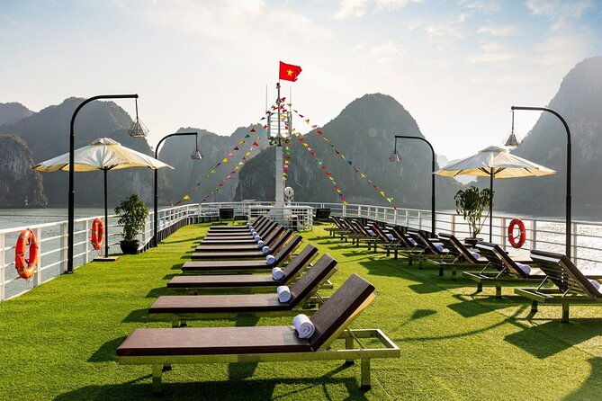 Lan Ha bay luxury cruise 2D/1N: Kayaking, jumping & Swimming at pristine places - Why This Cruise Stands Out