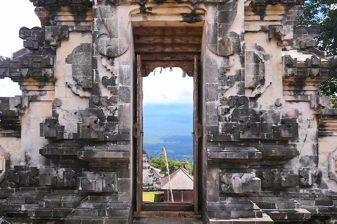 Lempuyang Temple or Gate of Heaven, With Top East Bali Tours - Starting at Lempuyang Temple: The ‘Gate of Heaven’ Experience