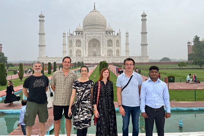 Luxury Taj Mahal Tour by Mercedes - BMW - Audi - A Detailed Look at the Tour Experience