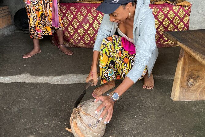 Make Traditional Bali Coconut Oil with a Balinese Family - What Makes This Tour Stand Out?