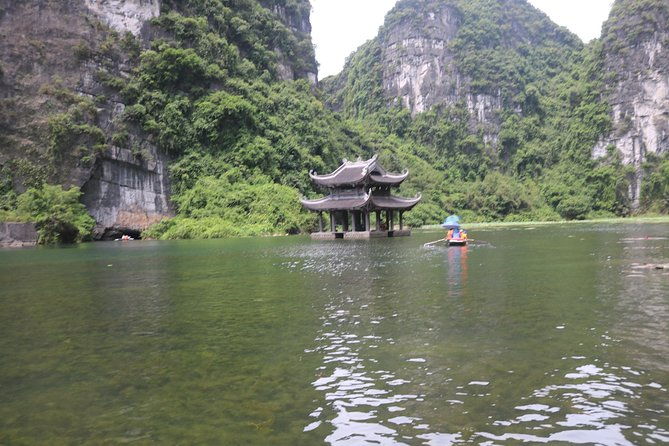 Ninh Binh 2 Days Luxury Limousine Small Group Option 3 Star - What Makes This Tour Stand Out?
