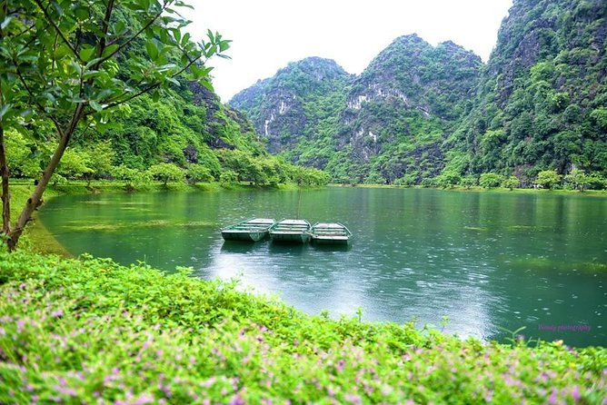 Ninh Binh Daily Tour: Hoa Lu - Am Tien Cave- Trang An boat ride - Why This Tour Offers Great Value