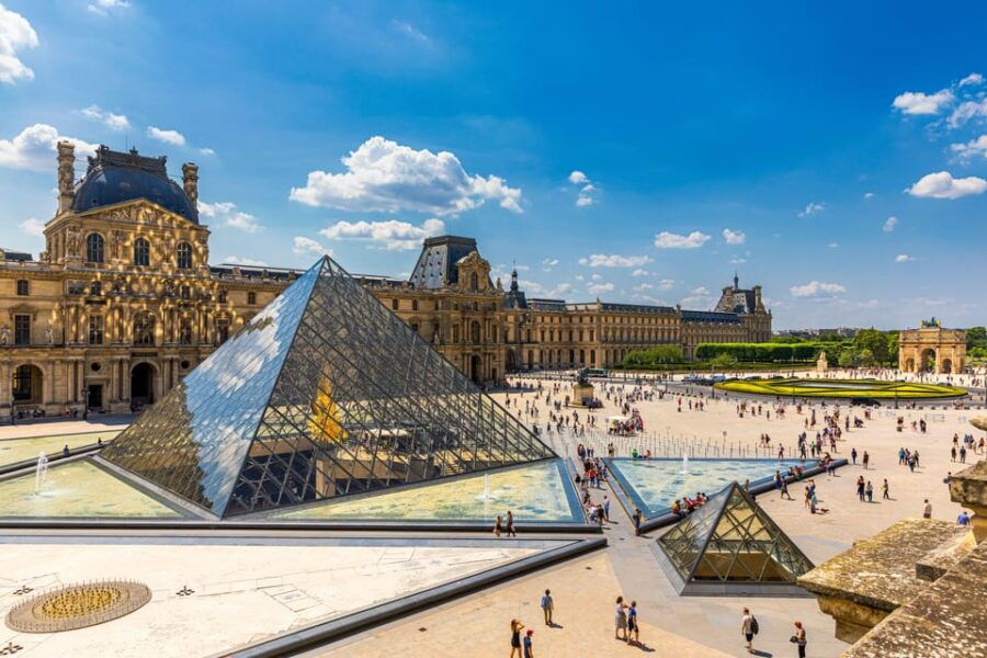 Paris for first-timers from Notre-Dame to the Louvre - A Closer Look at the Tour Experience