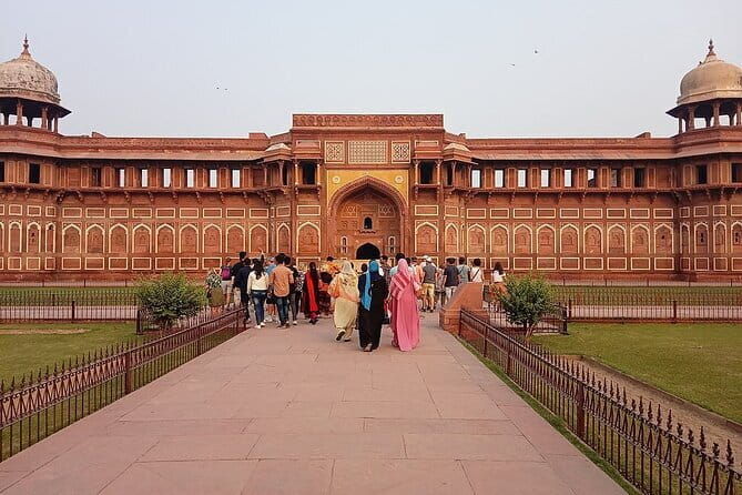 Private Full Day Taj Mahal Sunrise Tour From Delhi - Visiting the Taj Mahal at Dawn