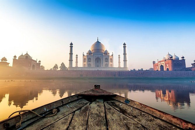 Private Sunrise Taj Mahal Tour from Delhi By Car All Inclusive - The Experience in Detail