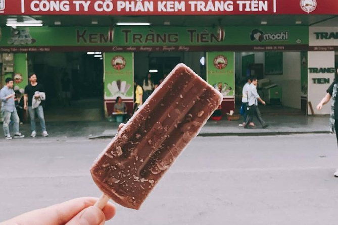 Private Tour: Hanoi walking street food tour in night - The Value of This Night Food Tour