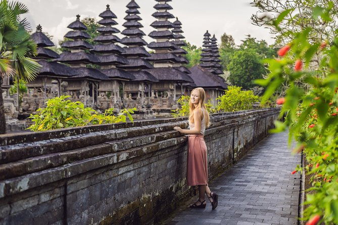 Private Tour: Tanah Lot at Sunset - An In-Depth Look at the Experience