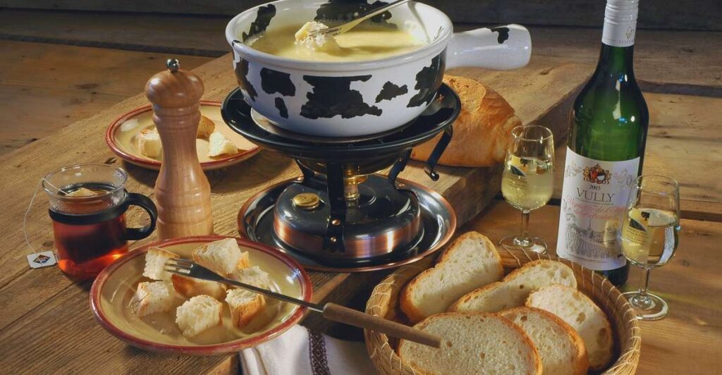 Private Tour to Gruyeres with Cheese and Chocolate Factory