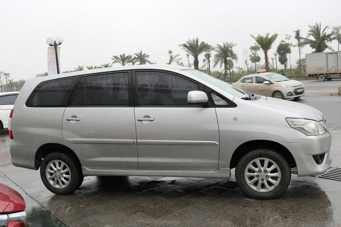 Private transfer between Hanoi Airport (HAN) and Hanoi Old Quarter - The Vehicle and Comfort
