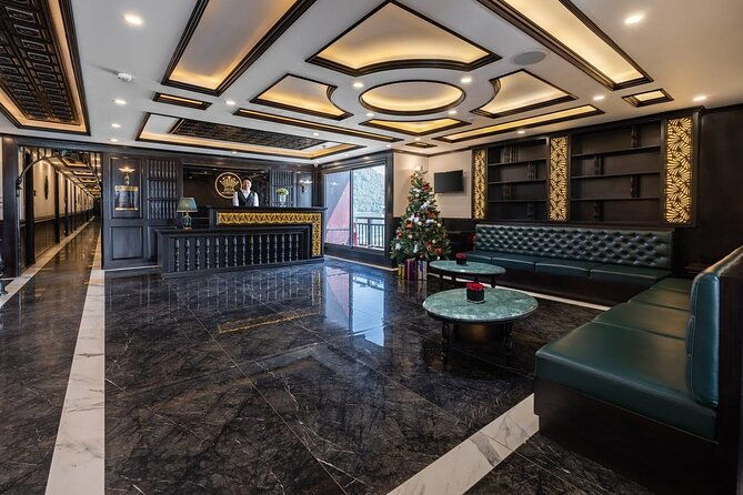 RITA CRUISE - BEST LUXURY 5 STAR CRUISE in HALONG BAY from HANOI - The Experience in Detail