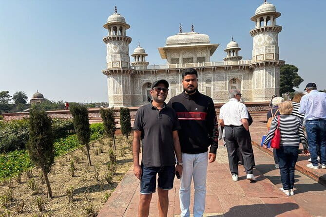 Same Day Taj Mahal, Agra Fort & Baby Taj Tour from Delhi by Car - Key Points