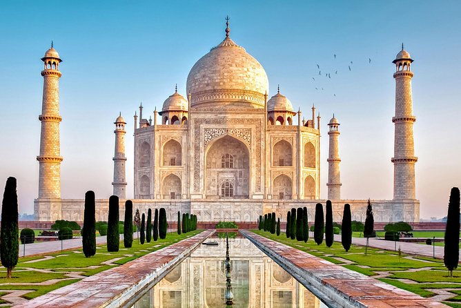 Same day Taj mahal and agra fort tour by car - The Arrival in Agra and Orientation