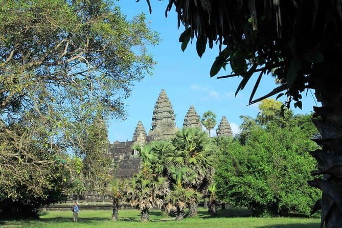 Two Days Angkor Complex, Beng Mealea plus Kampong Phluk Village - Why This Tour Offers Excellent Value