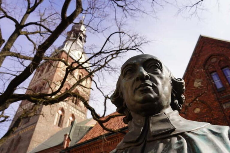 2.5-Hour Riga Cruiser Bike Tour - Exploring the Riga Cruiser Bike Tour in Detail