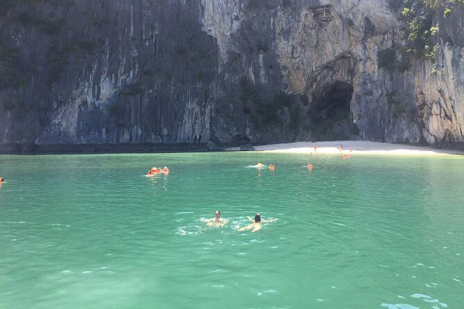 2-Day cruise to Lan Ha bay - Ha Long bay and Viet Hai Village - Exploring the Itinerary in Detail