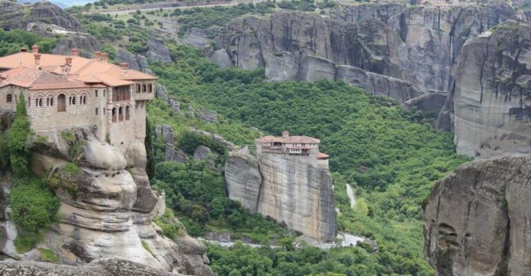 2 Day Private Tour Delphi & Meteora a Trip of a Lifetime - Day 1: From Athens to Delphi, Arachova, and Meteora’s Sunset