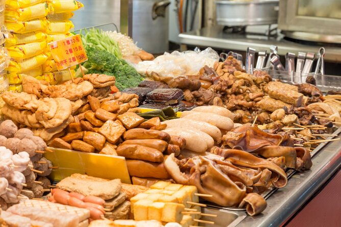 2-hr Raohe Night Market Walking Private Tour with a Tour Guide - Key Points