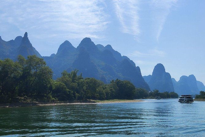 1-day Guilin Li River Cruise and Yangshuo Sightseeing Private Tour - FAQ