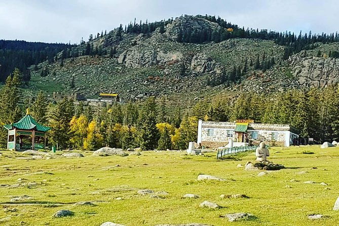 1 Day Manzushir Monastery & Hiking to Tsetsee Gun (Bogd Khan Summit) - Frequently Asked Questions