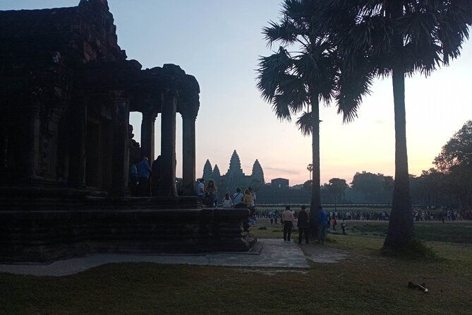 1-Day private Angkor Temple Tour by Tuk Tuk from Siem Reap - What Makes This Tour Stand Out?