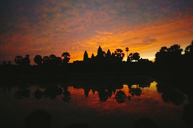 1 Day sunrise & temples Tour - The Authentic Touch