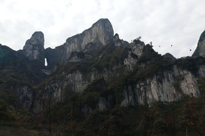 1-Day Zhangjiajie National Forest Park(Avatar) and Tianmen Mountain Private Tour - Authentic Experiences & Hidden Gems