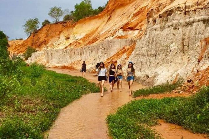 2-Day Free & Easy Mui Ne Beach Tour from Ho Chi Minh City - Transportation and Practicalities