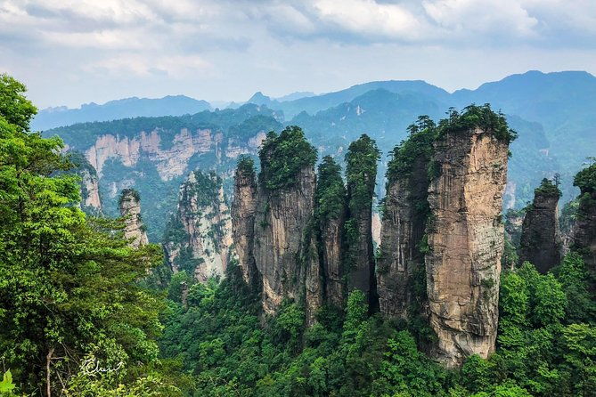 2 Days Zhangjiajie Private Tour for Avatar Mountain Discovery - Day 1: The Majestic Tianzi Mountain and Yuanjiajie